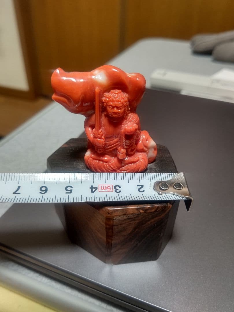 ひでお値下　珊瑚 不動明王 彫刻 珊瑚加工職人