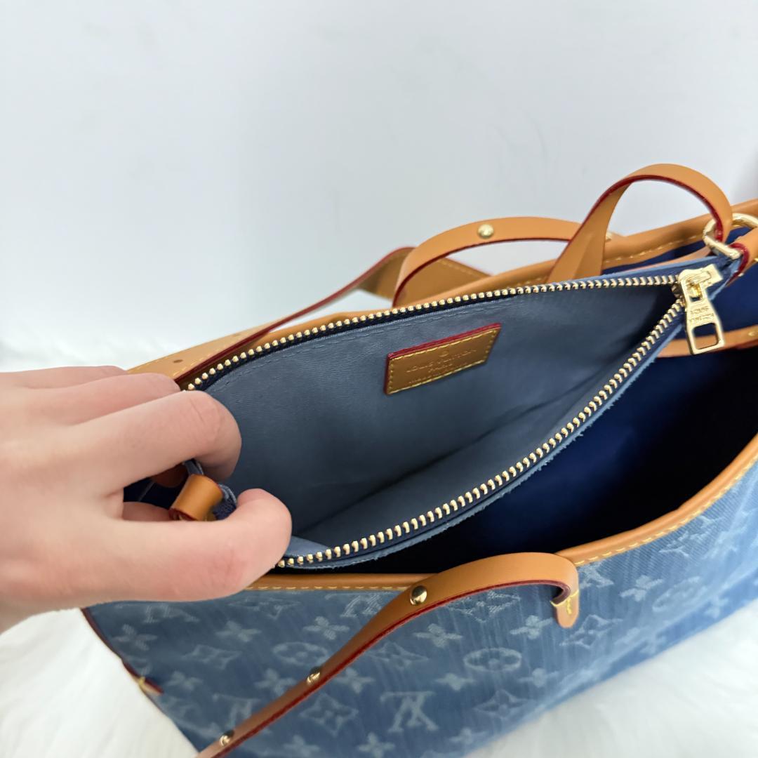 箱なし　美品ノベルティ　ショルダーバッグ　バッグ
