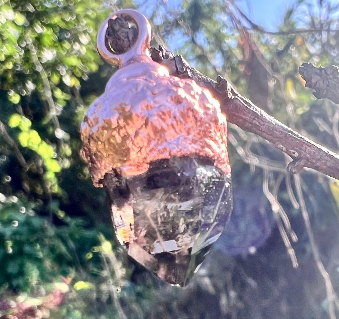 国産アースシードスモーキークォーツペンダントトップ抜群の透明度AAA