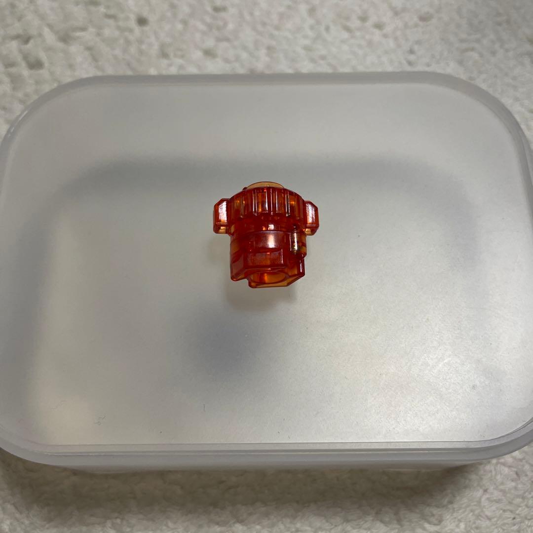 メタルファイトベイブレード　新品　F230 スピントラック　超レア