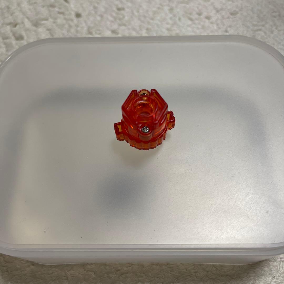 メタルファイトベイブレード　新品　F230 スピントラック　超レア