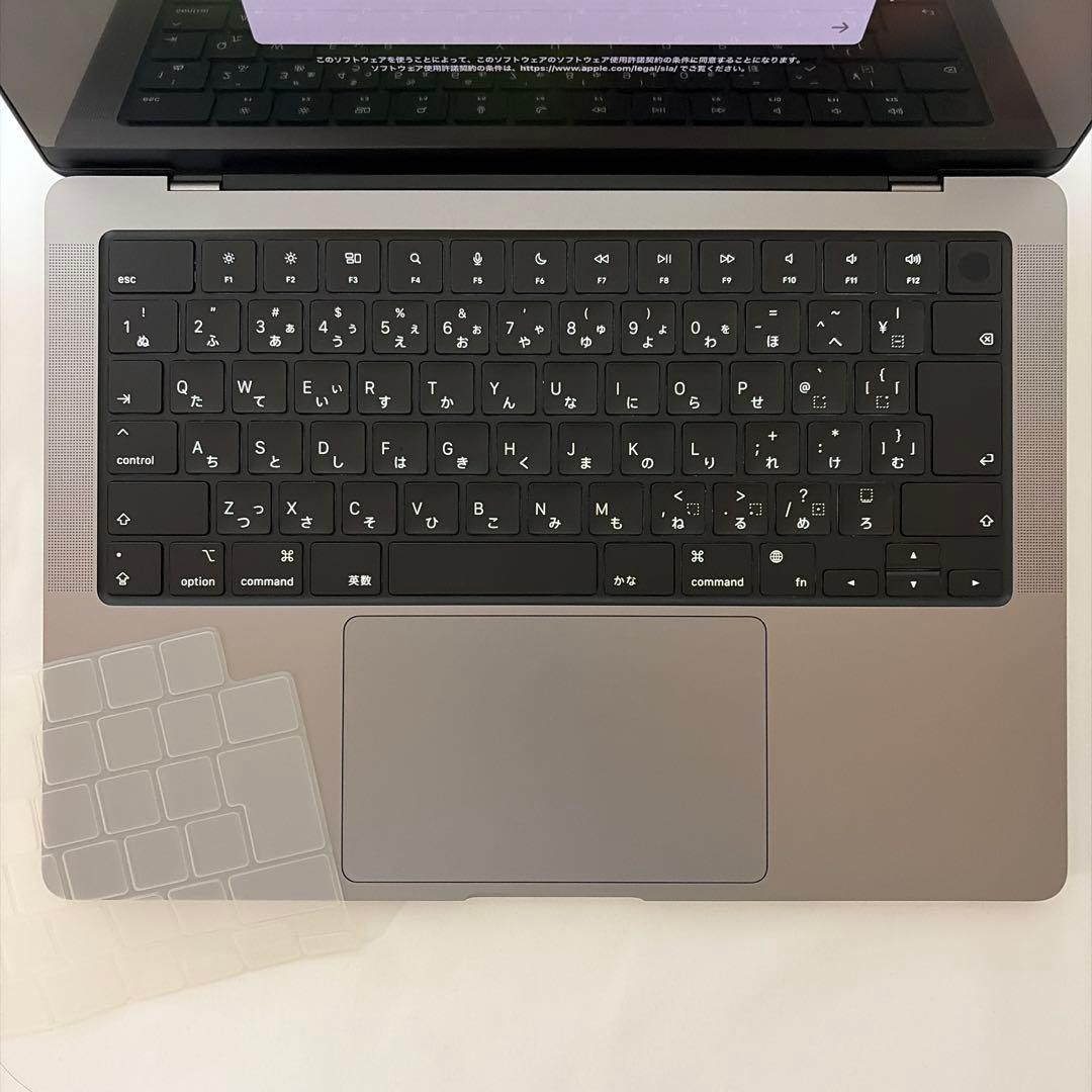 MacBookPro M1Pro 14インチ A2442 MKGP3J/A