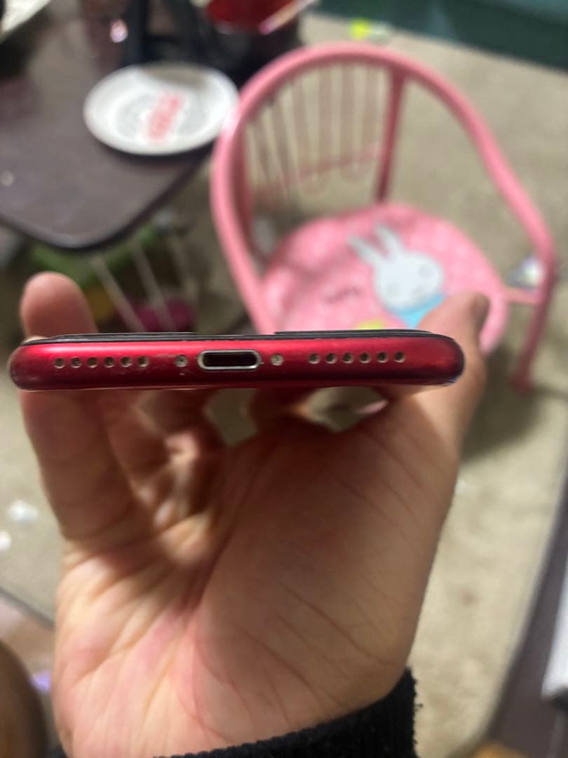 iPhone SE 第2世代　バッテリー100%