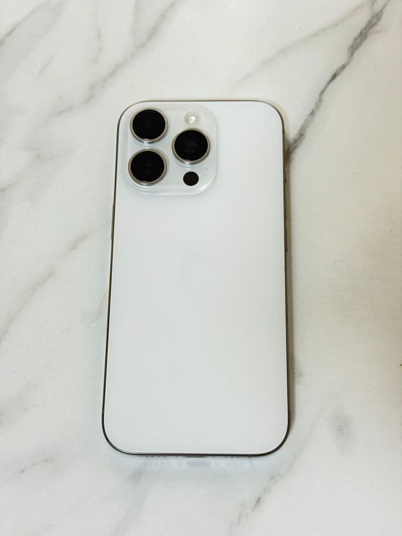 ♡iPhone16Pro ホワイト128GB箱充電器付き♡