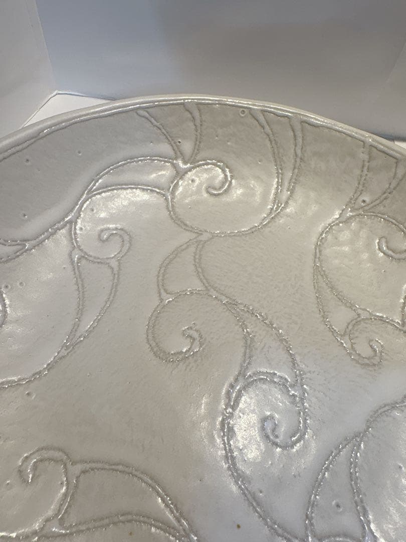 新品⭐︎沖縄　やちむん　お皿　2枚セット　白