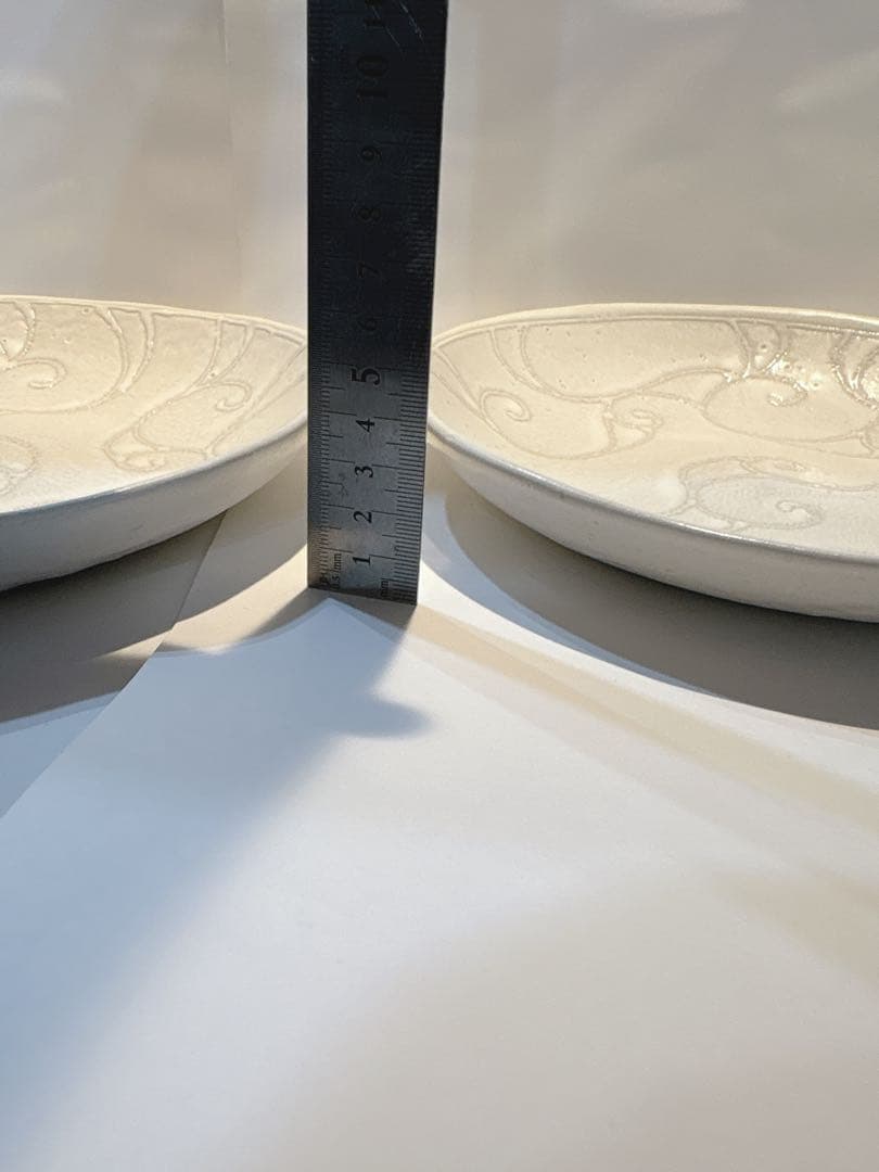 新品⭐︎沖縄　やちむん　お皿　2枚セット　白