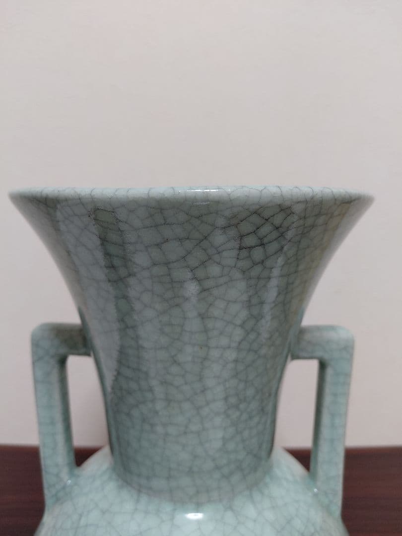 青磁 耳付花瓶 壷 詳細不明