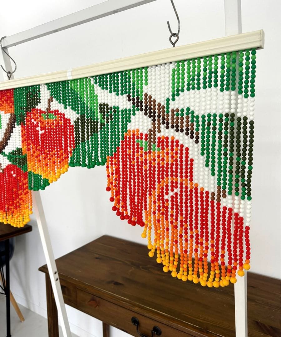 ヴィンテージ ビーズカーテン　珠のれん　りんご柄　アップル　昭和レトロ