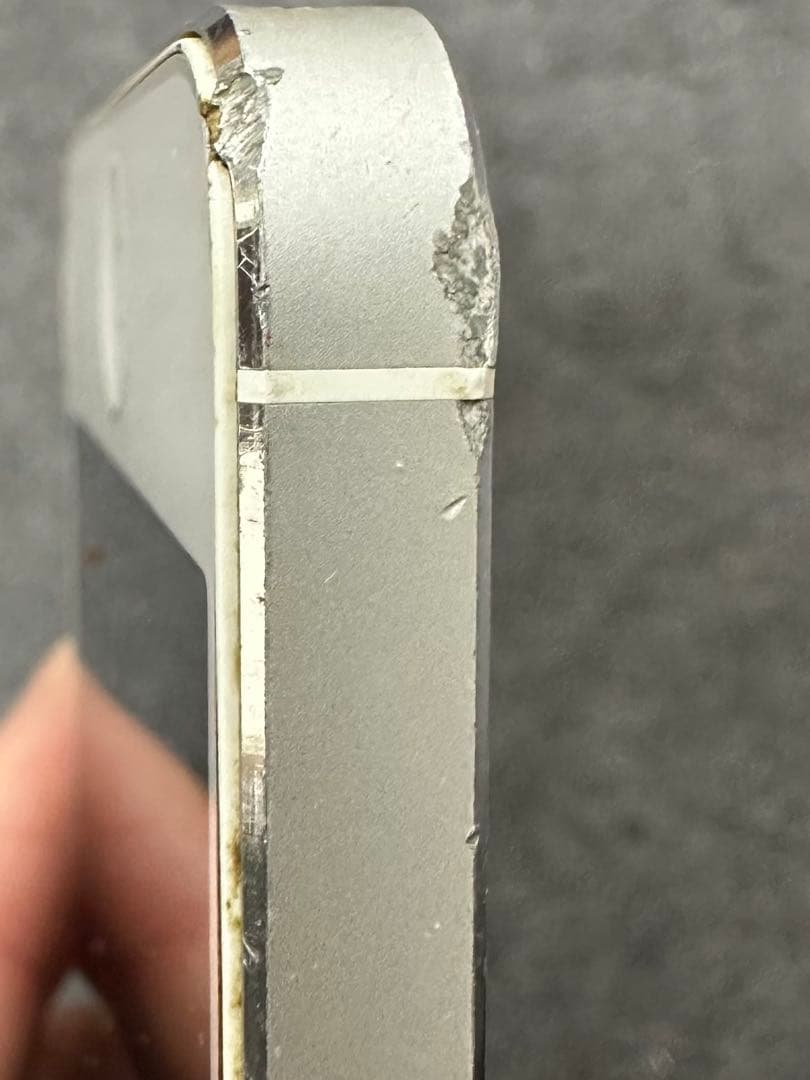 iPhone5 32GBホワイト&シルバー　SoftBank ソフトバンク