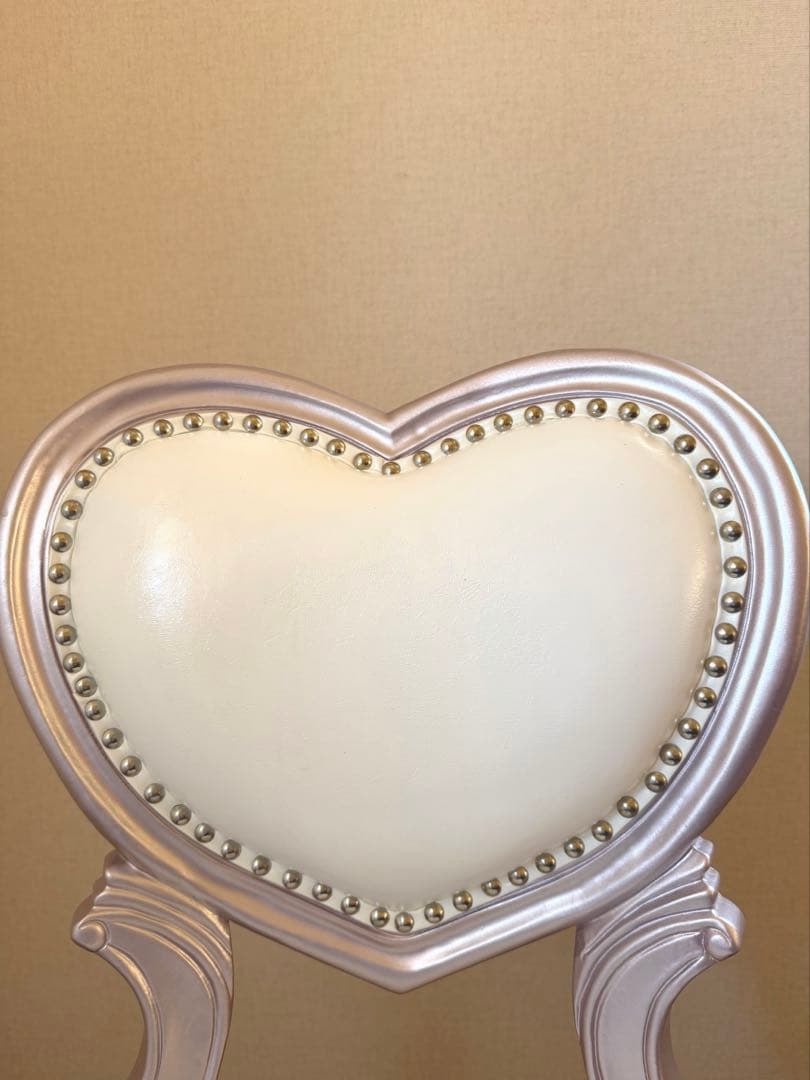 ウェリントン ハートチェア Sサイズ （ホワイト）