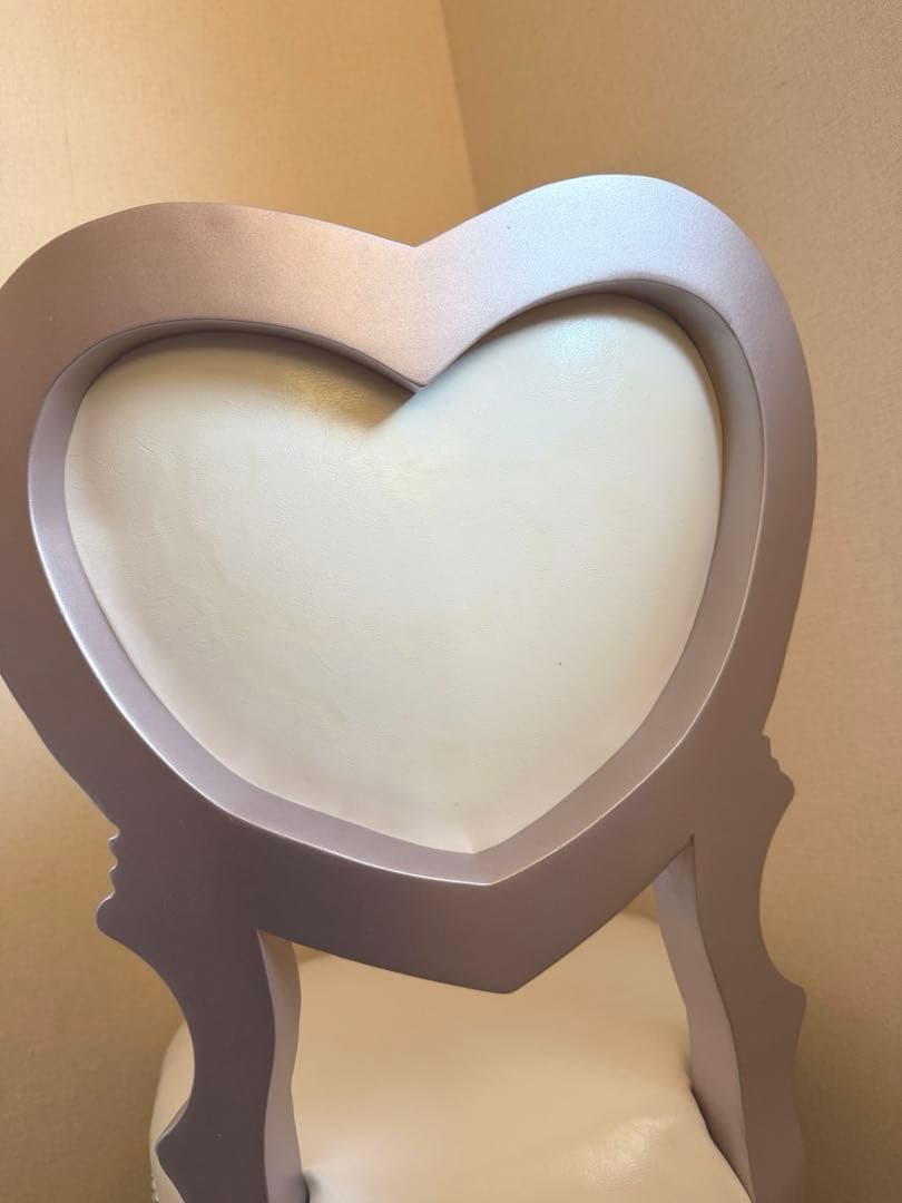 ウェリントン ハートチェア Sサイズ （ホワイト）