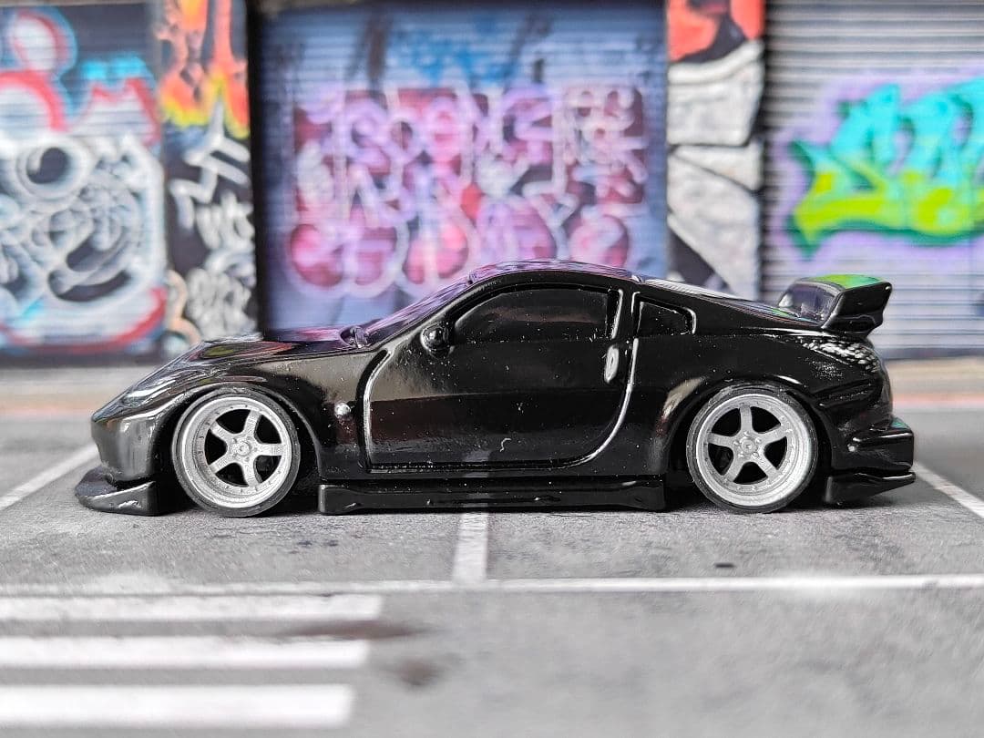 ホットウィールカスタム フェアレディZ 全塗装 ワイスピ☆☆深リム☆トミカ改造