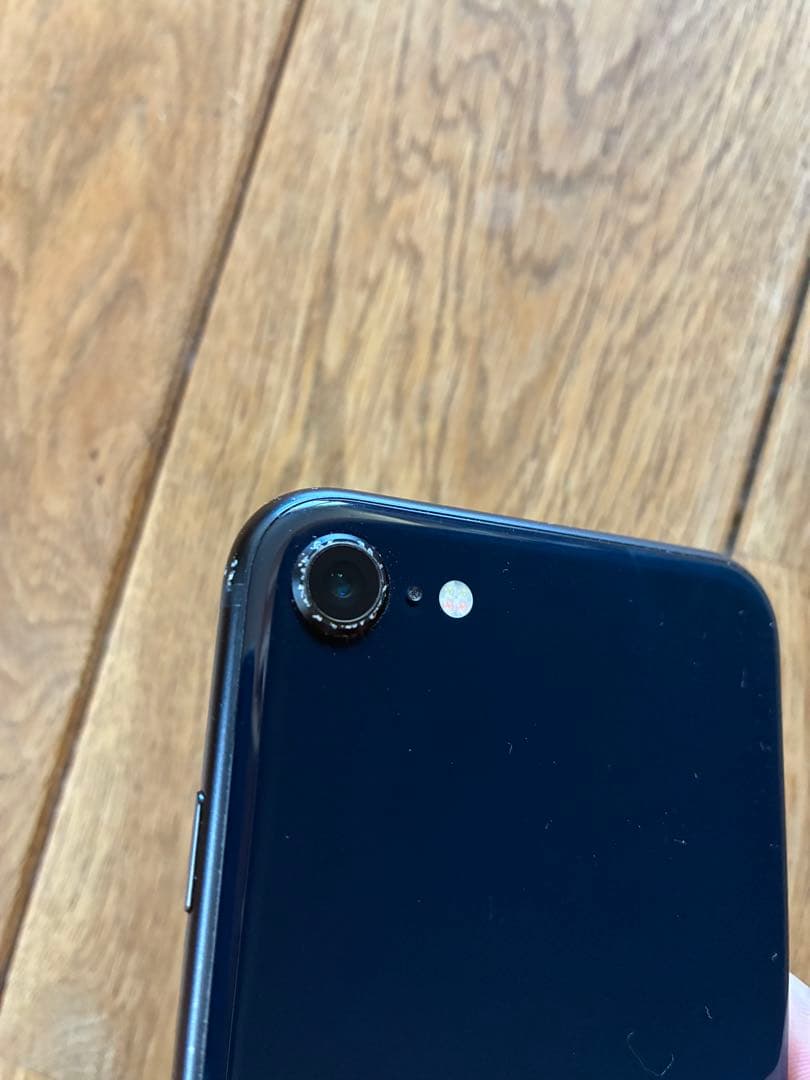 iPhone SE 第3世代 128GB ミッドナイト 最大容量80% 画面割れ