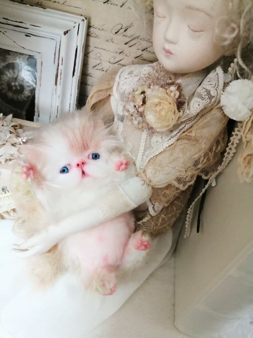小さなプリンセス♡可愛い子猫ちゃん♡アートドール♡ぬいぐるみ♡