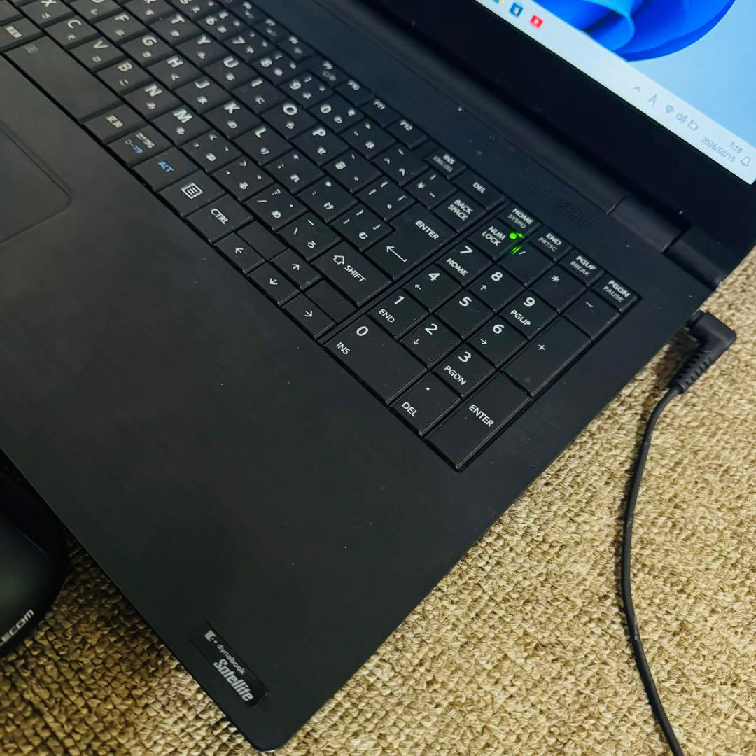 S253 TOSHIBAノートパソコンSSDメモリ8G高速 Windows11