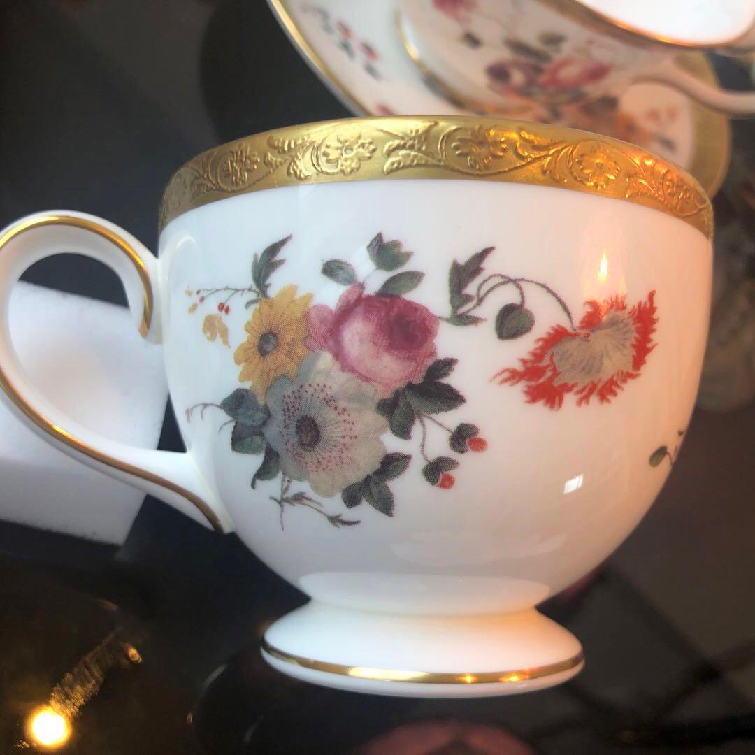 ウェッジウッド　フローラルゴールドカップ&ソーサー2客