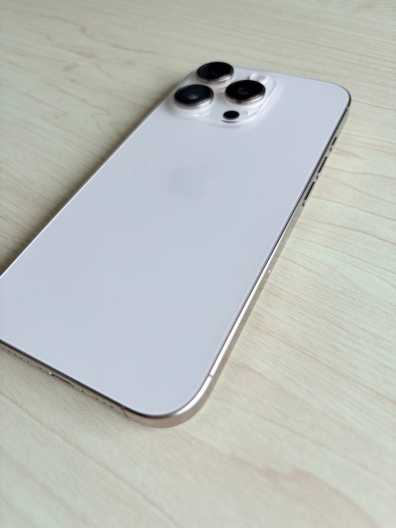 【美品】iPhone16 pro 128GB