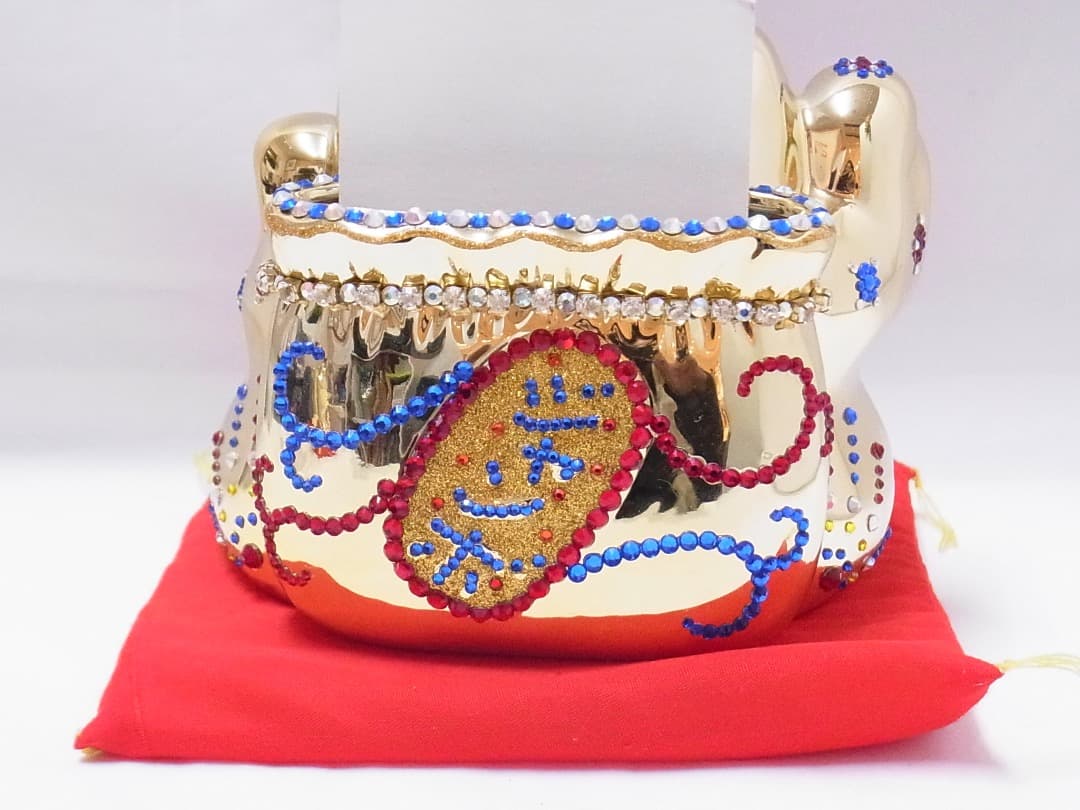 《値下げ》大当たりねこにしきゴールドジュエリー招き猫®️