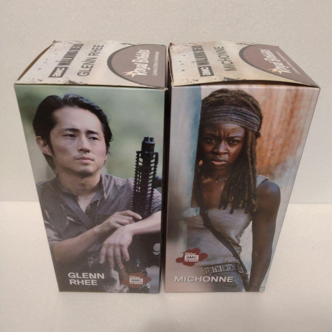 ウォーキングデッド　ボブルヘッド　フィギュア２体