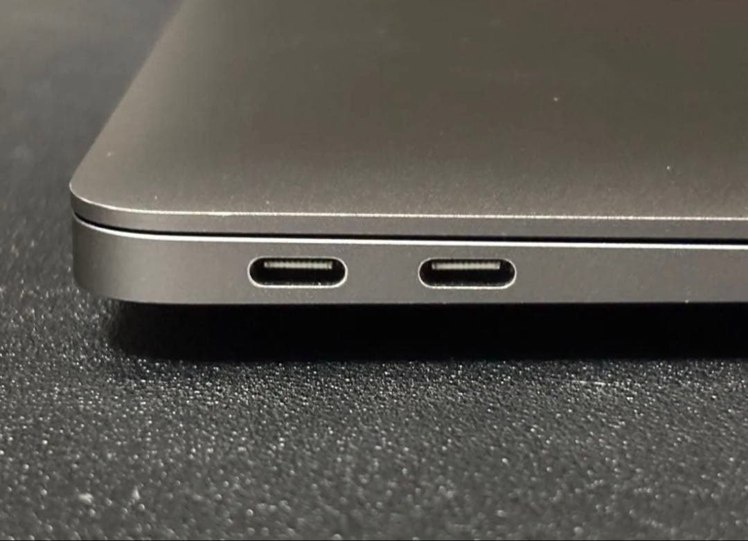 Macbook Air M1 2020 13インチ16GB 512GB