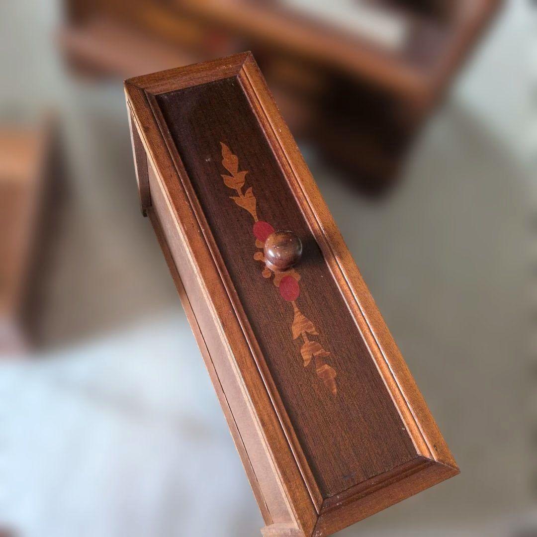 イタリア製　象嵌　木製チェスト　伝統工芸　アンティーク　レトロ