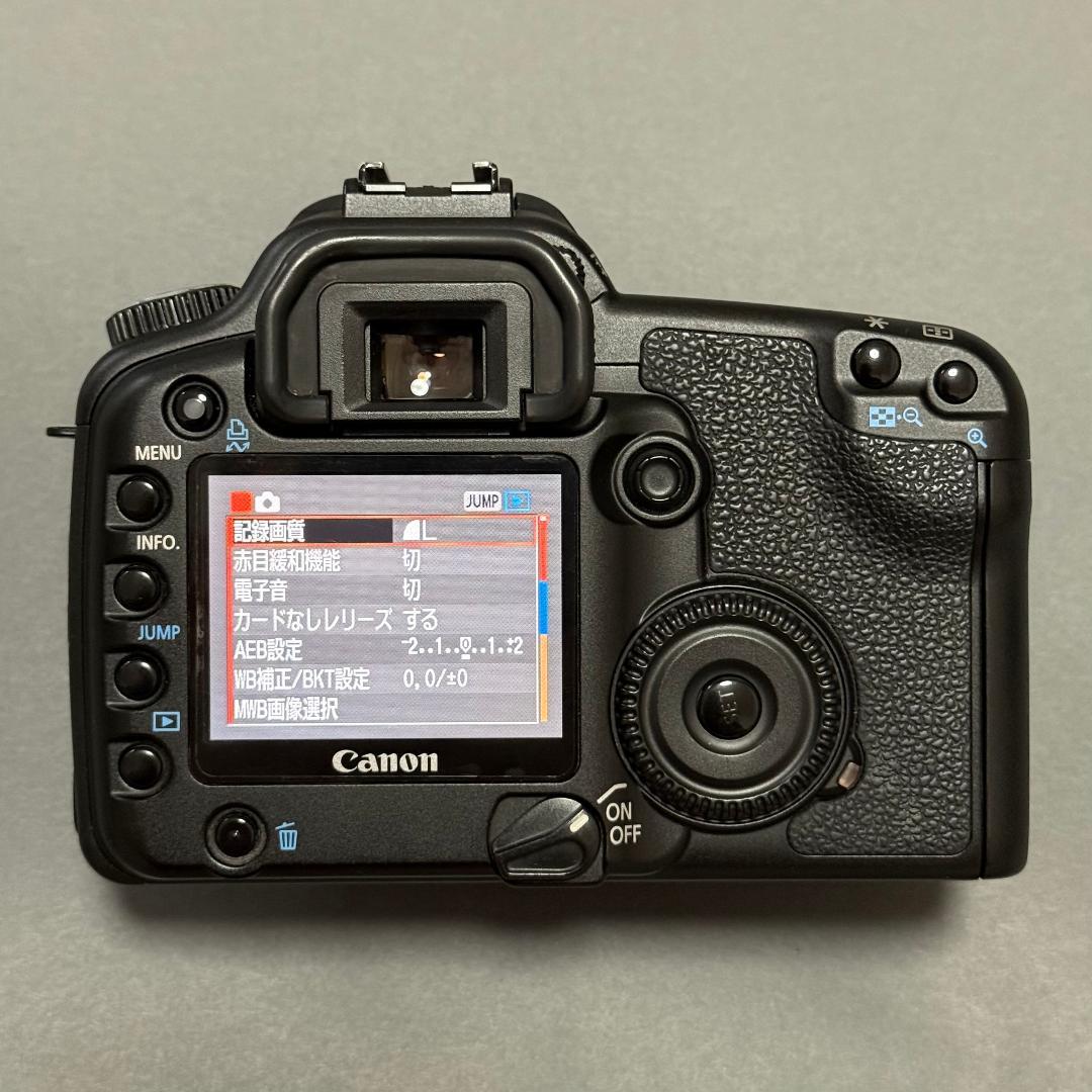Canon EOS30D デジタル一眼レフカメラ／ボディ＆付属品一式
