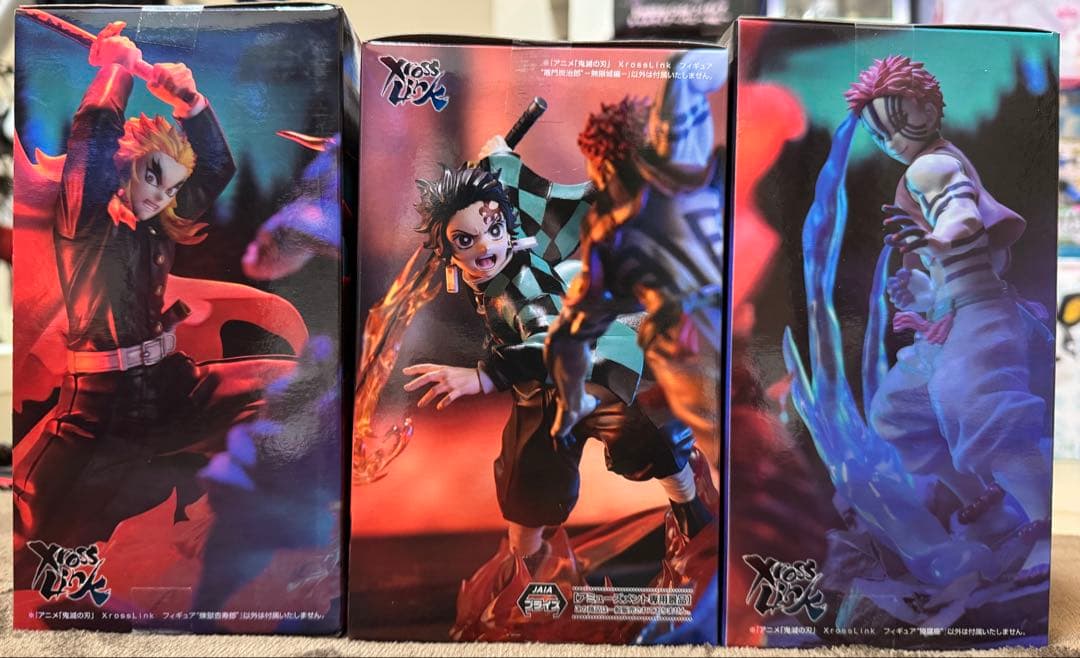 鬼滅の刃　XrossLink フィギュア　セット