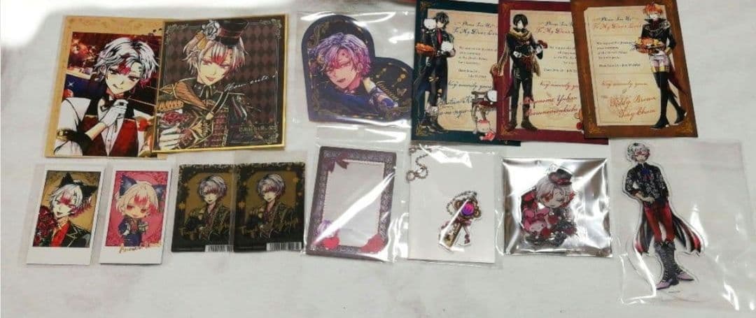 悪魔執事と黒い猫 あくねこ 　アモン　 缶バッジ　アクスタ　カード　ぱしゃこれ