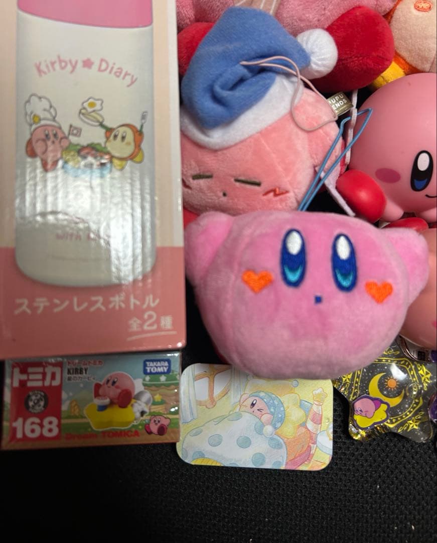 カービィグッズ ストラップ ぬいぐるみ フィギュア 水筒 ポーチ トミカ ケース