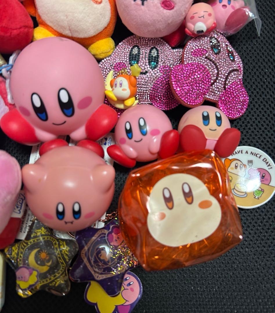 カービィグッズ ストラップ ぬいぐるみ フィギュア 水筒 ポーチ トミカ ケース