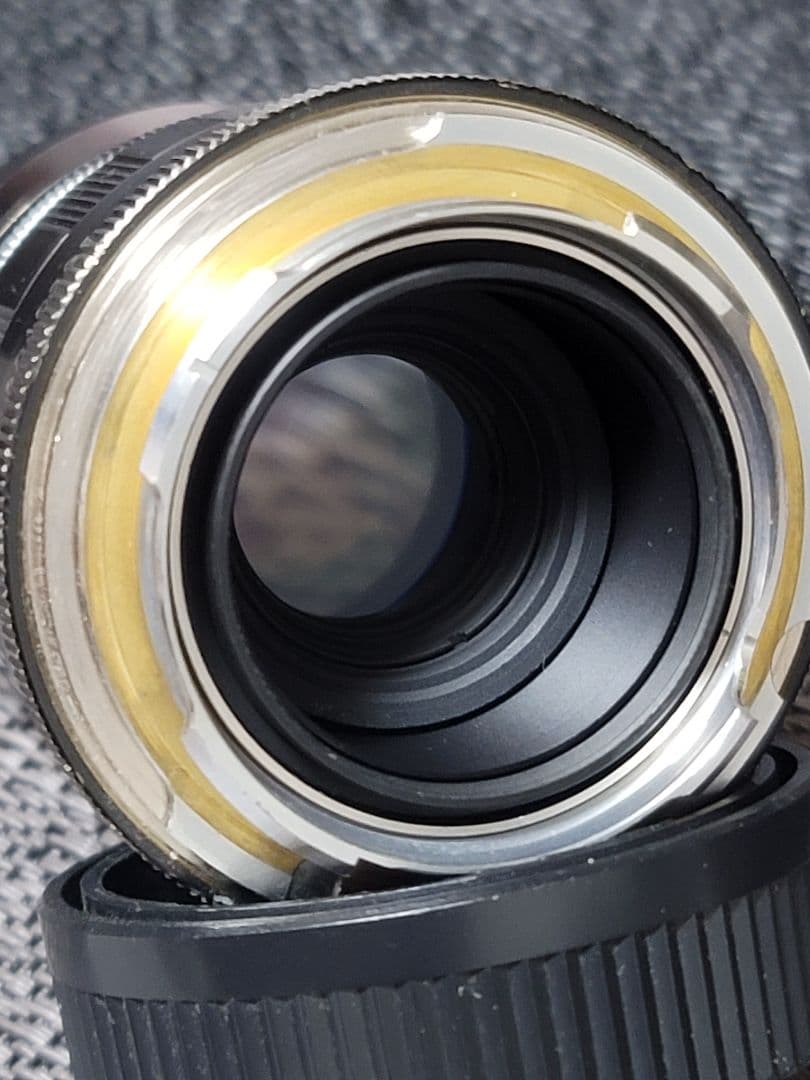 Voigtländer Color-Heliar 75mm f/2.5 MC