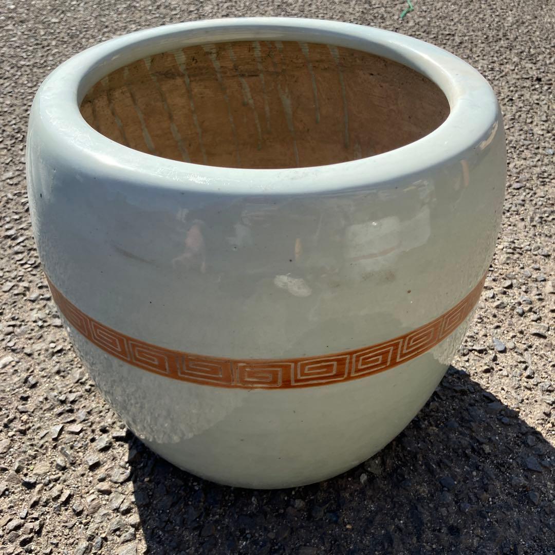 A-1 火鉢 睡蓮鉢 めだか鉢 金魚鉢 陶器製 雷紋 染付 大型 骨董 古道具