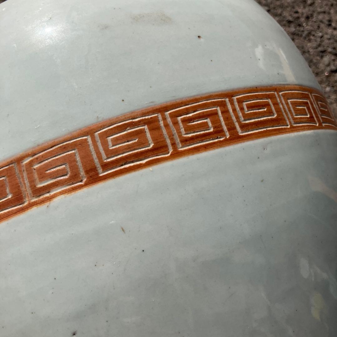 A-1 火鉢 睡蓮鉢 めだか鉢 金魚鉢 陶器製 雷紋 染付 大型 骨董 古道具