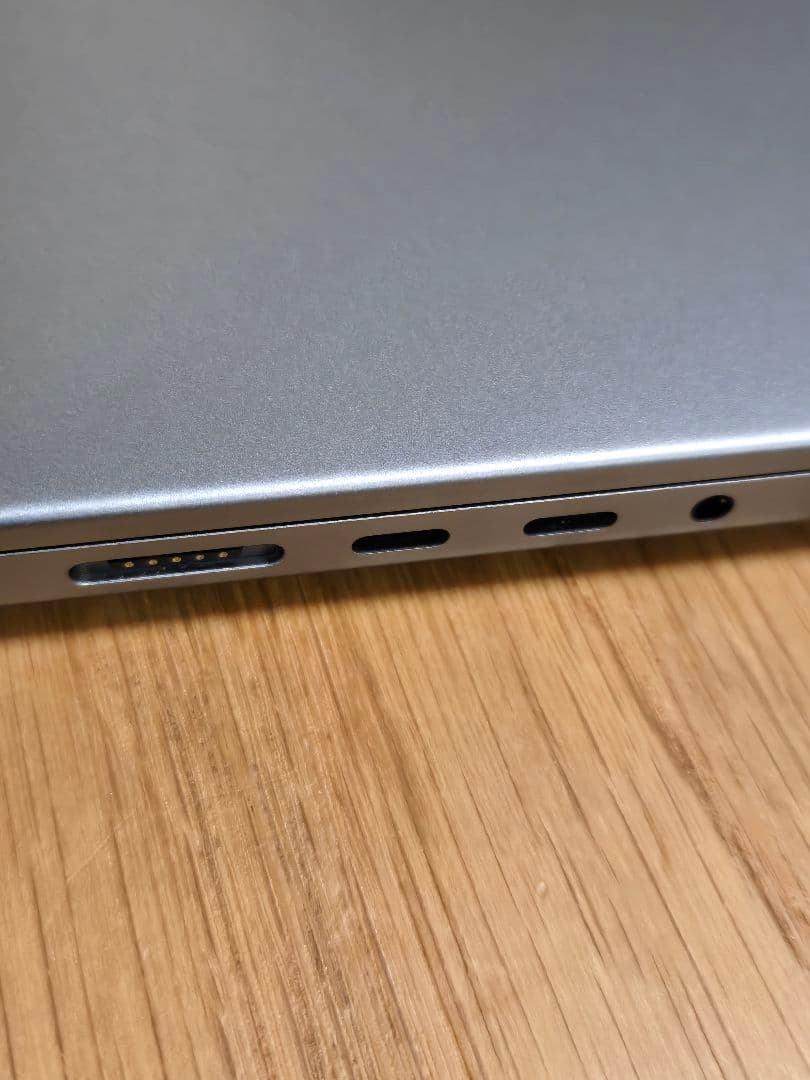 Apple14インチ M1 MacBook Pro 16GB/512GB SSD