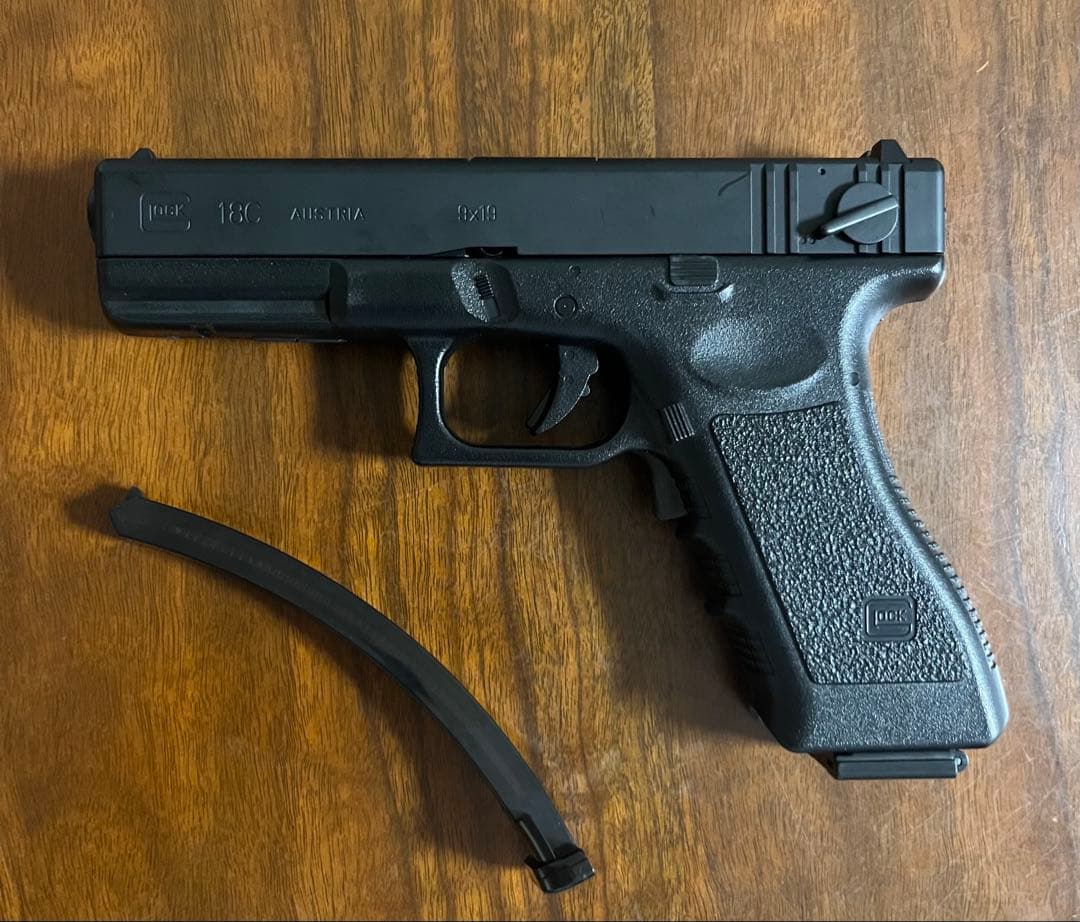 美品　東京マルイ　カスタム品　グロック　G18C Glock 電動ブローバック