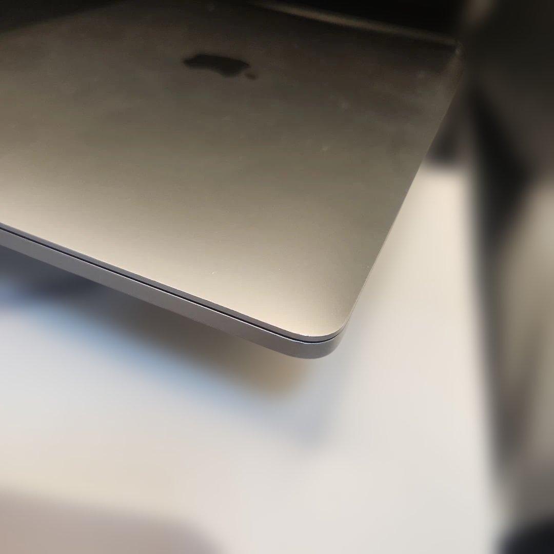 2020年MacBookpro13inchカスタマイズモデル