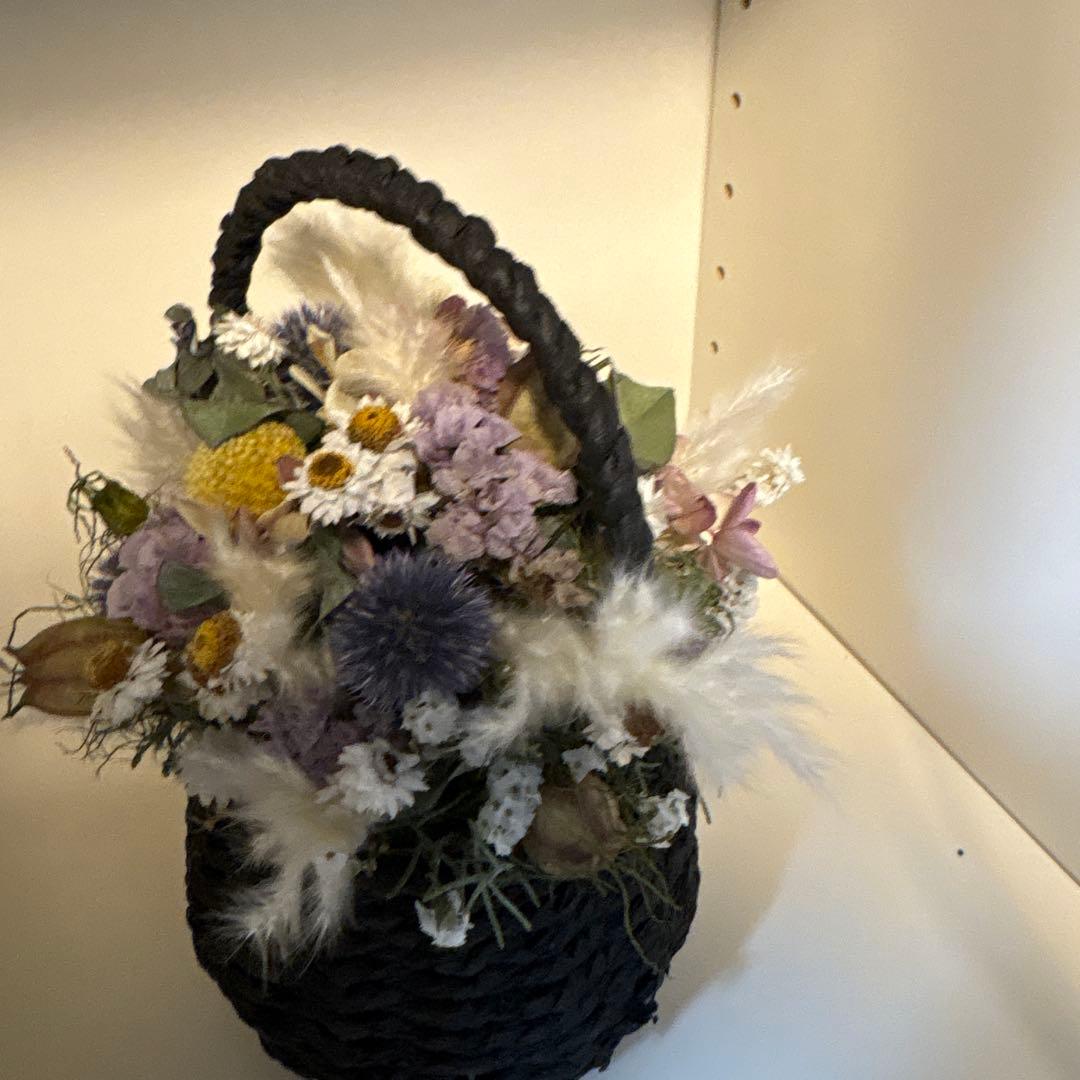 ドライフラワーバスケットアレンジメント