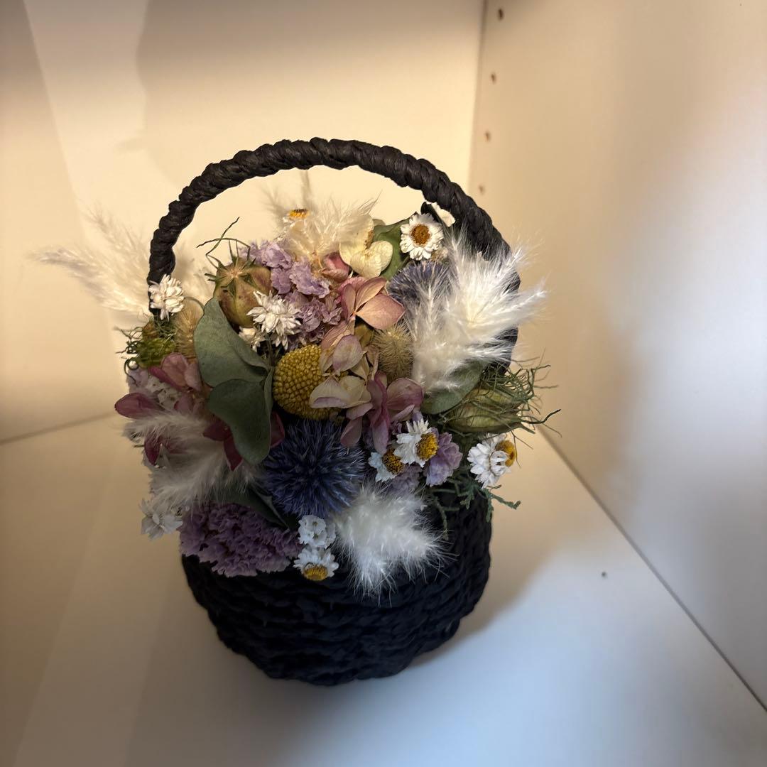 ドライフラワーバスケットアレンジメント