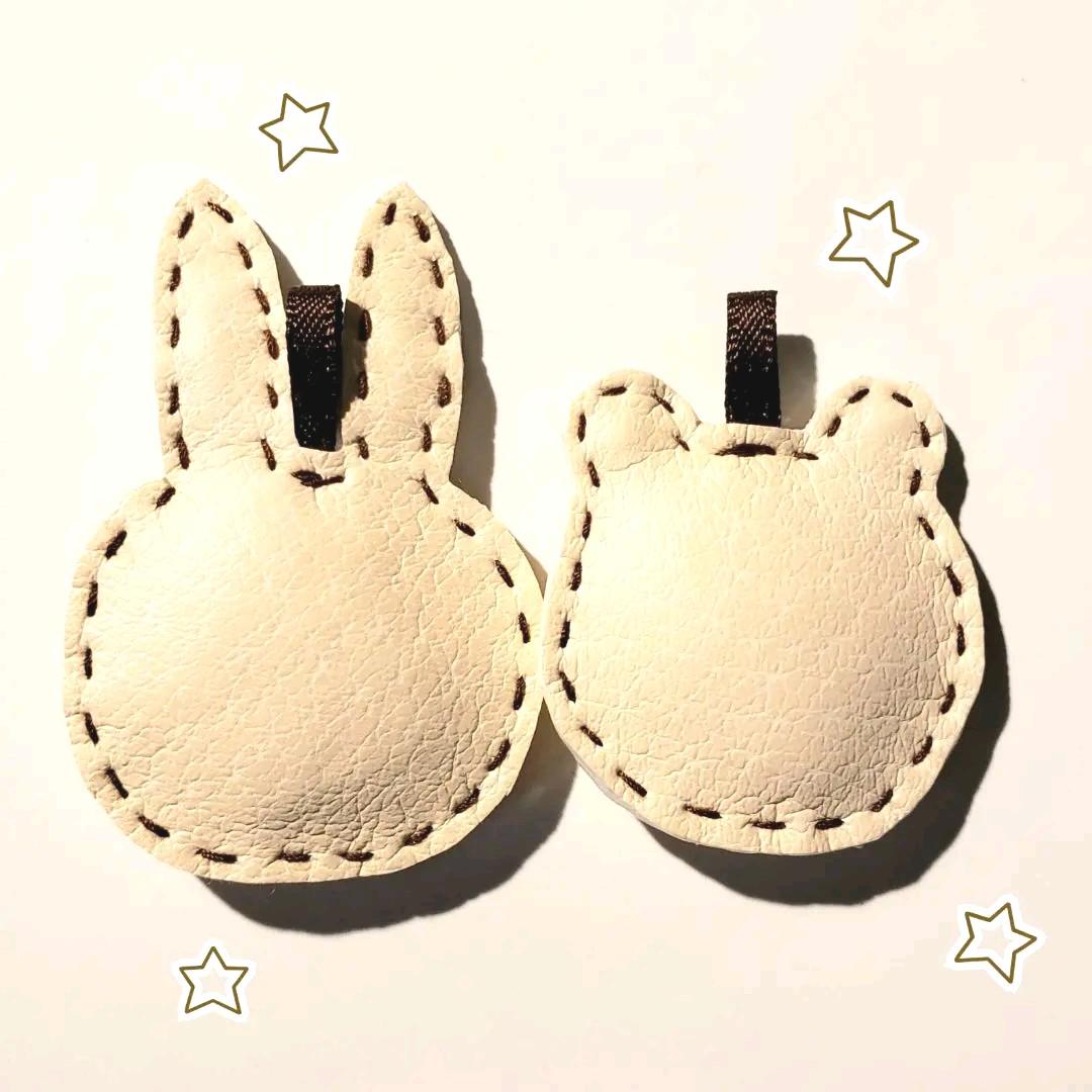 ＊うさぎさんのストラップ＊ベージュ　キーホルダー　チャーム　ギフト　プレゼント