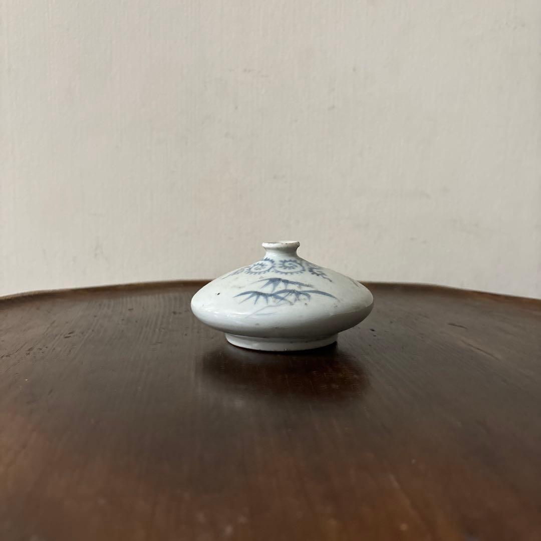 古伊万里染付タコ唐草笹紋様油壷　江戸時代　骨董　アンティーク　検:白洲正子　李朝