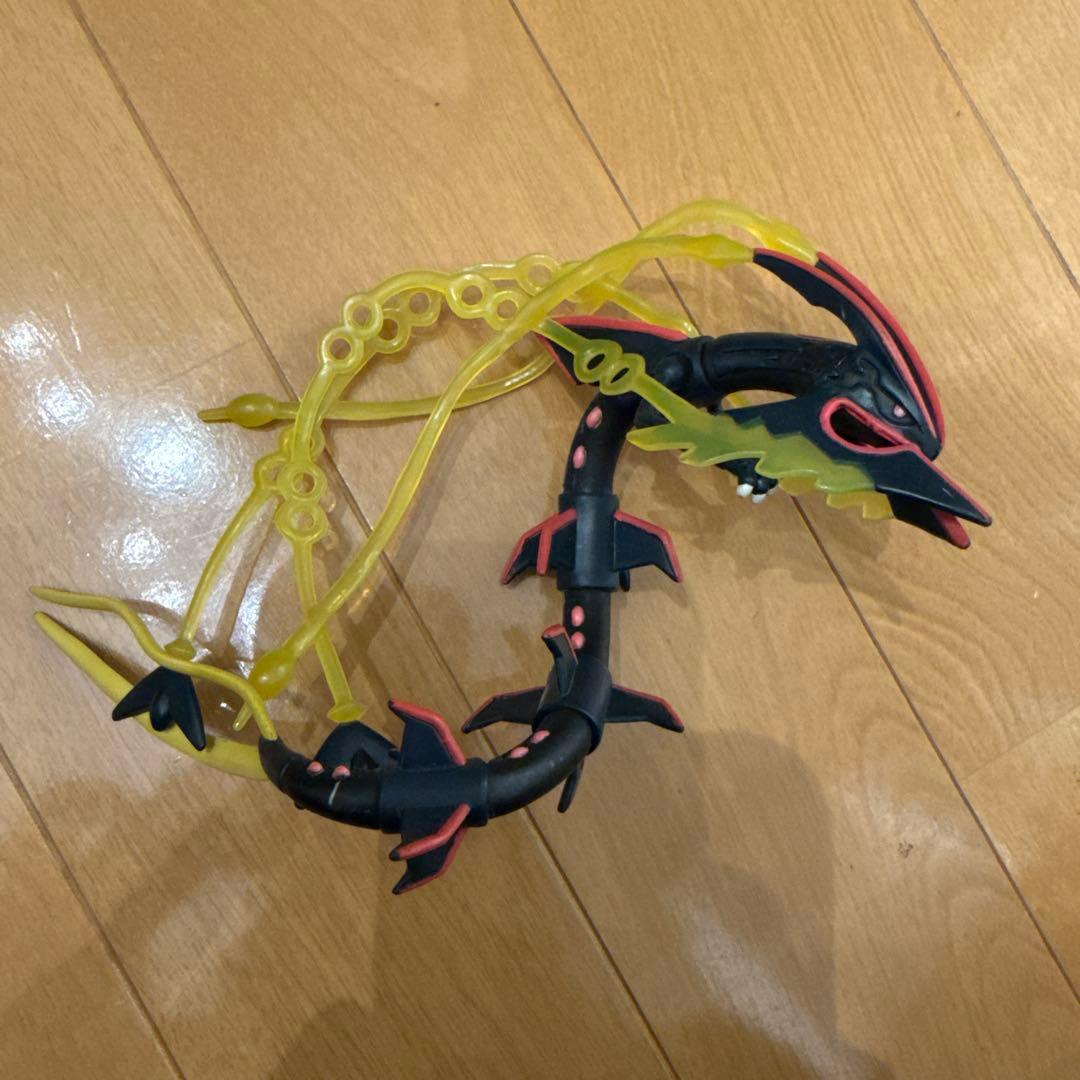 限定1000個 モンスターコレクション 黒いメガレックウザ モンコレ ポケモン