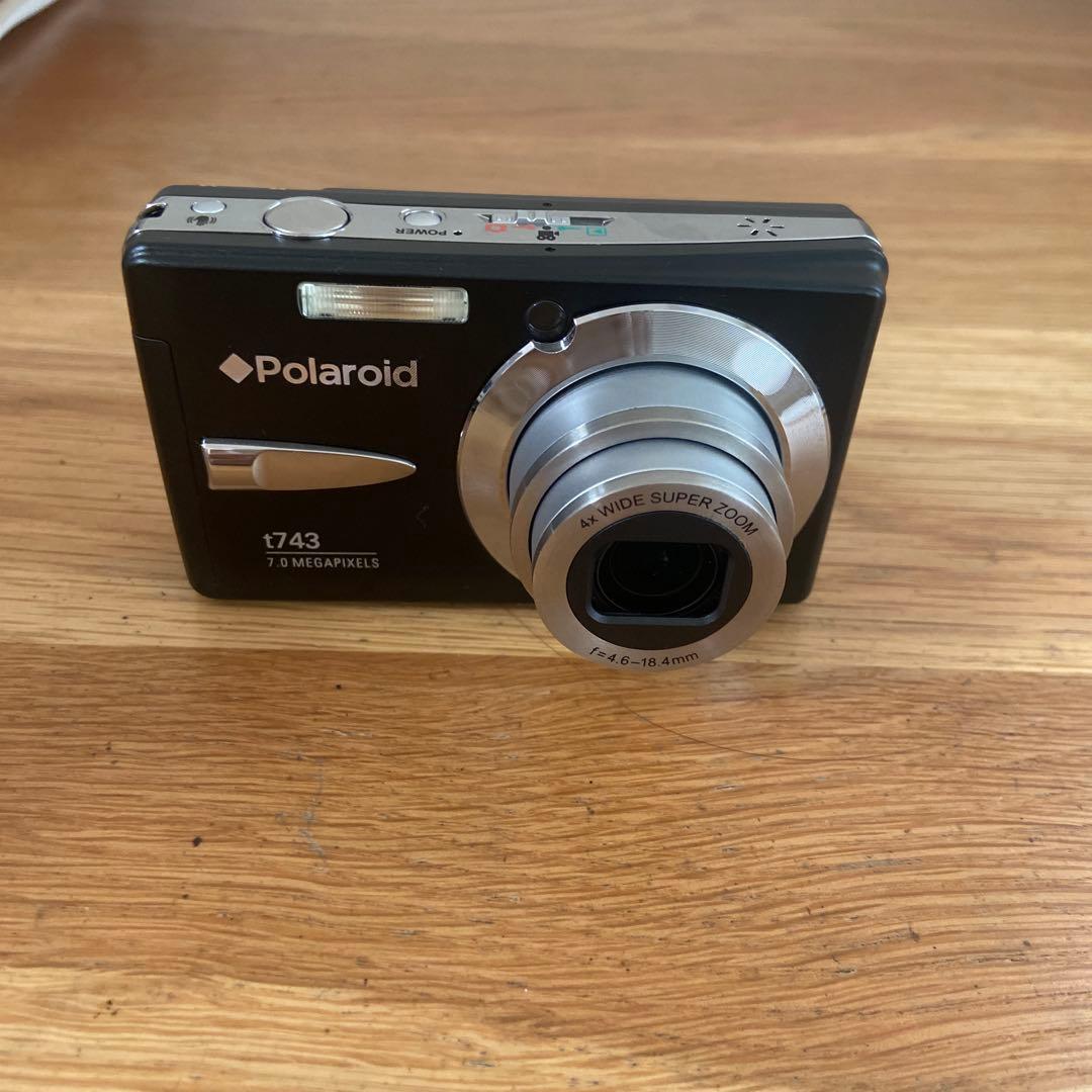 Polaroid t743 7.0メガピクセル コンパクトデジタルカメラ