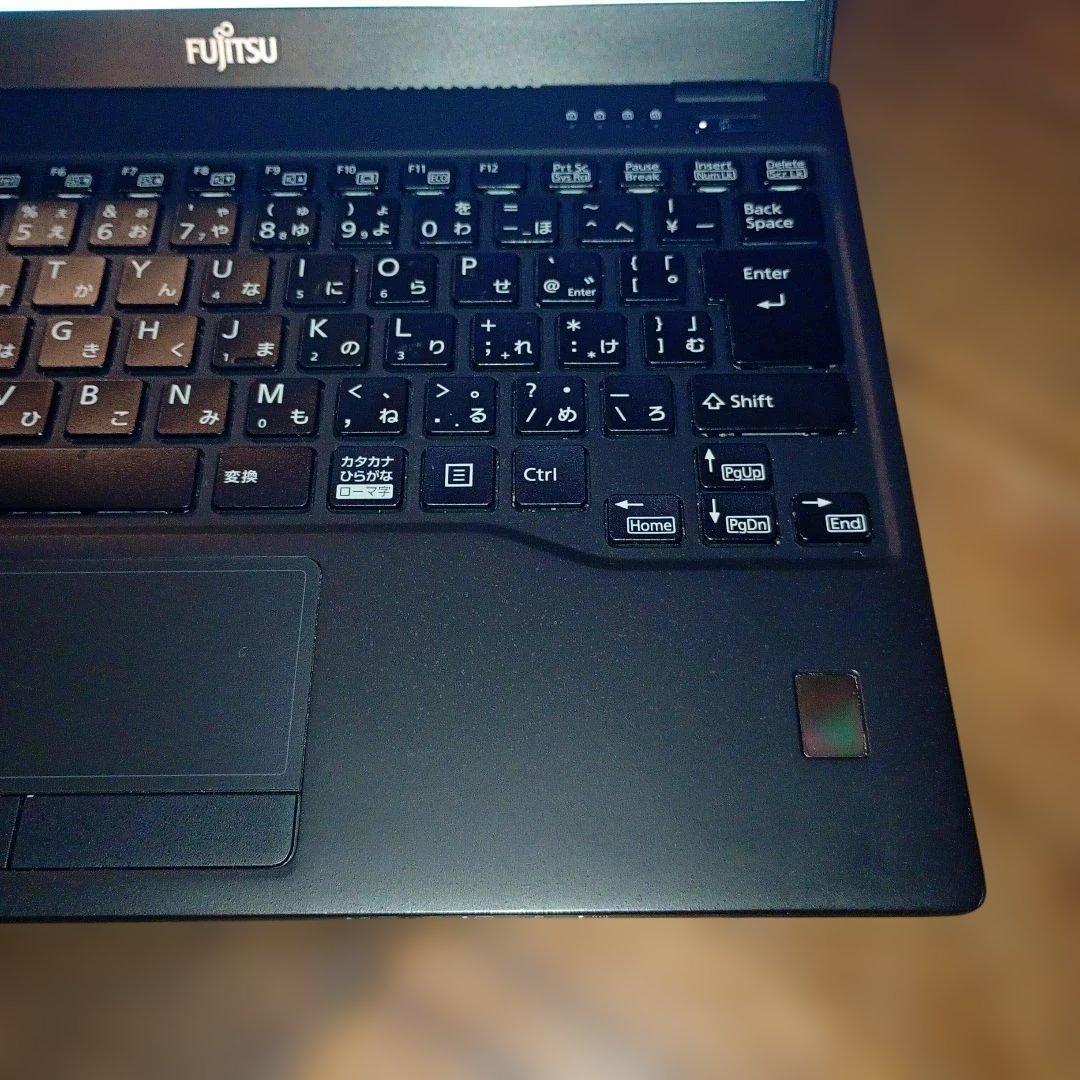 Fujitsu LIFEBOOK 4GB SSD256GB 指紋認証 オフィス