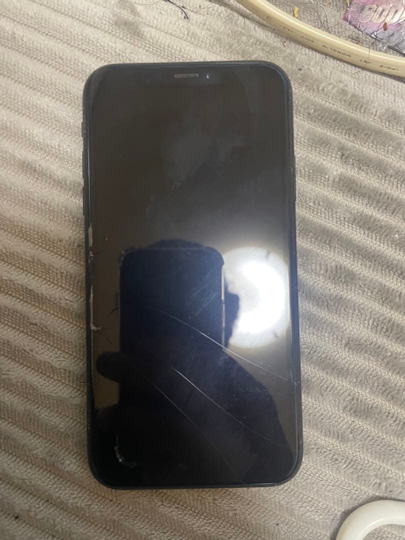 iPhone XR 64GB SIMロックなし