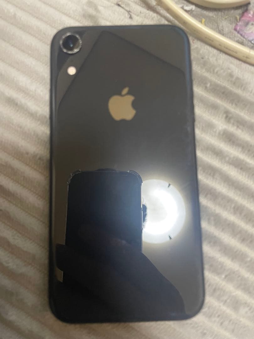 iPhone XR 64GB SIMロックなし