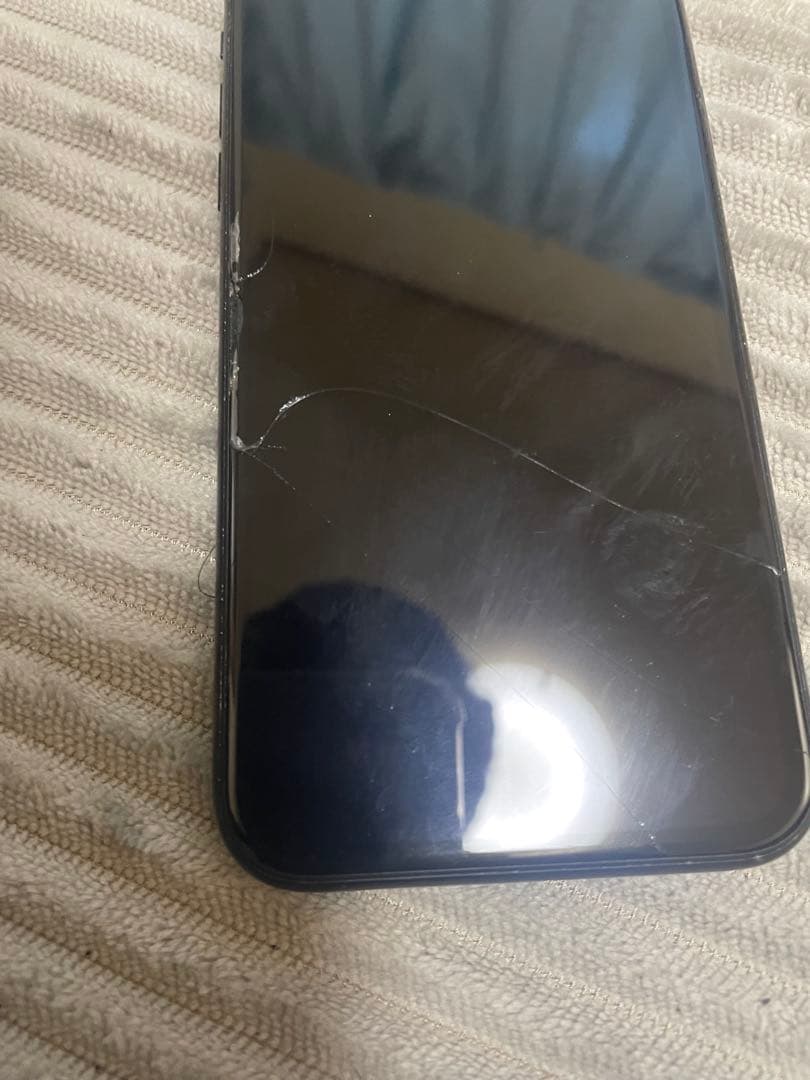 iPhone XR 64GB SIMロックなし