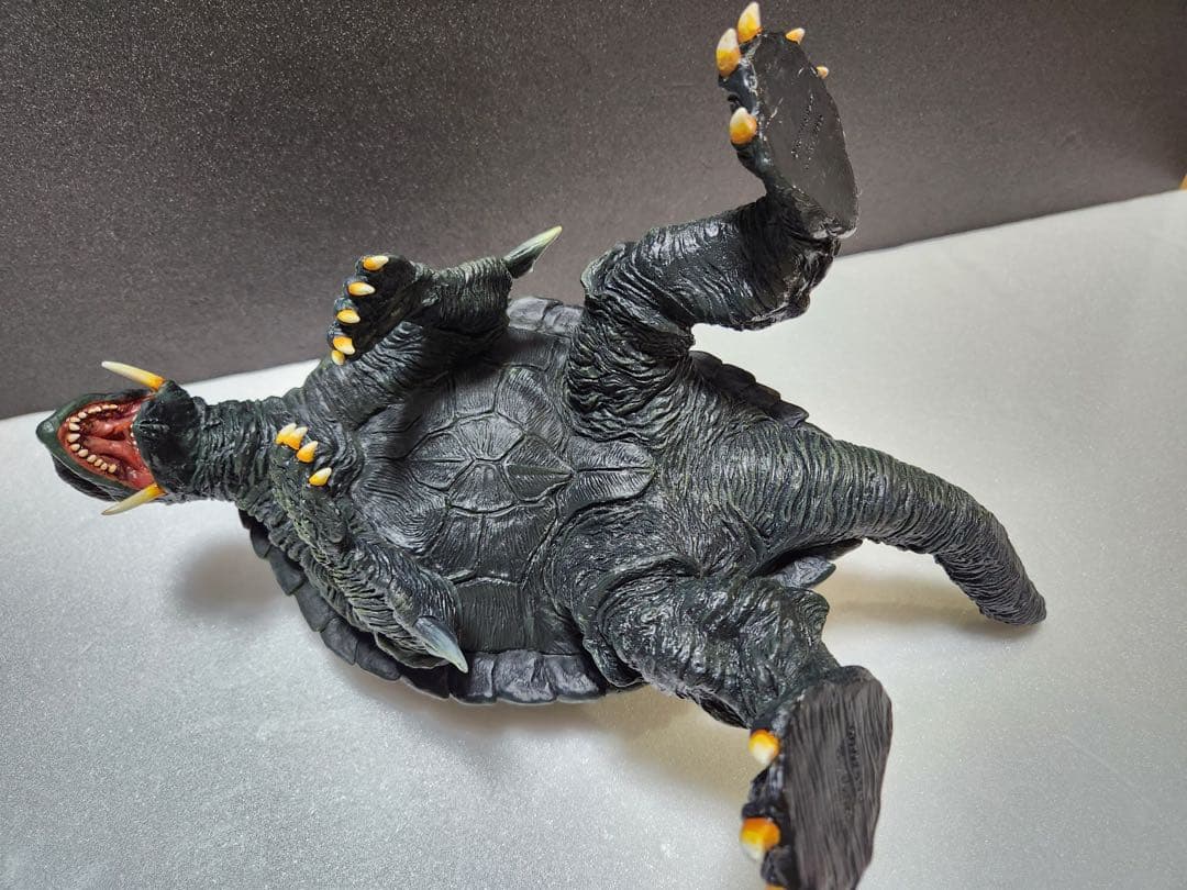 【プロ完成品】超レア！　海洋堂　ガメラ２　レギオンタイプ　ソフビ フィギュア