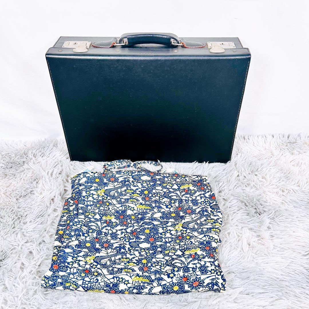 【希少】民謡三味線　細棹　紅木　一本溝　綾杉胴　皮やぶれなし　天神欠けなし