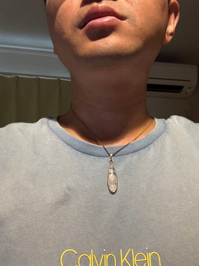 水晶のネックレス！ズーンとくるよ！綺麗！