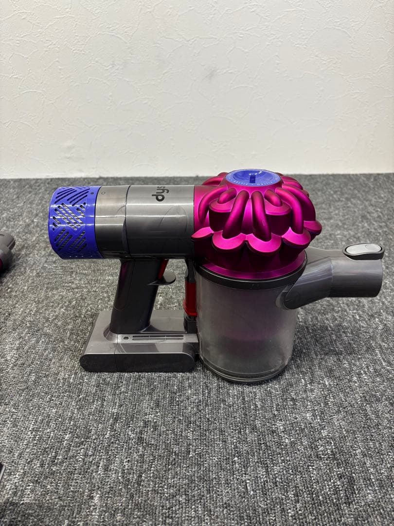 Dyson ダイソン SV07 コードレス掃除機 充電式 スタンド付
